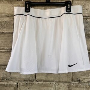 Nike Golf Skirt Size: XL